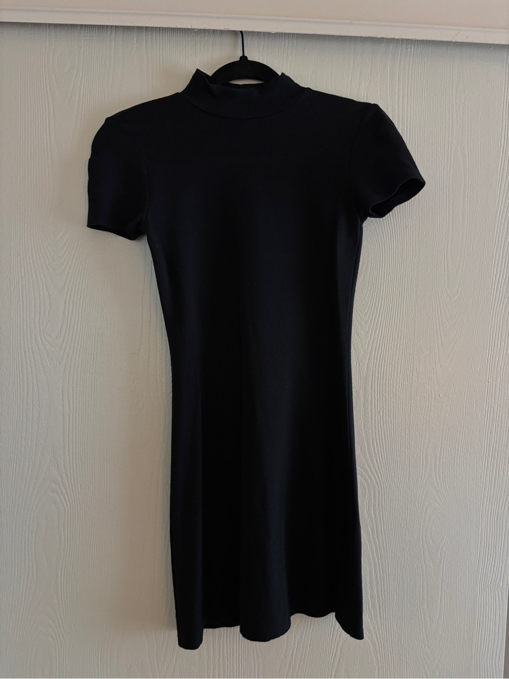 Forever 21 Black Short Sleeve Mock-Neck Mini Dress